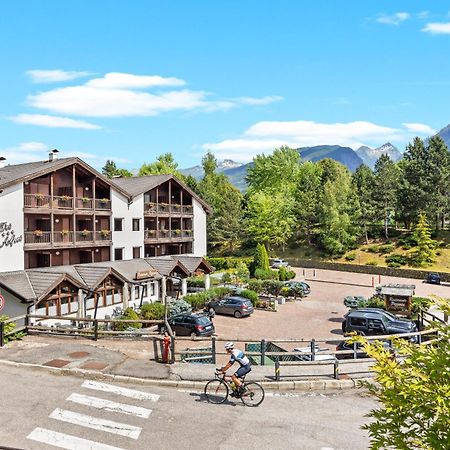 Aparthotel Des Alpes Cavalese Exterior foto